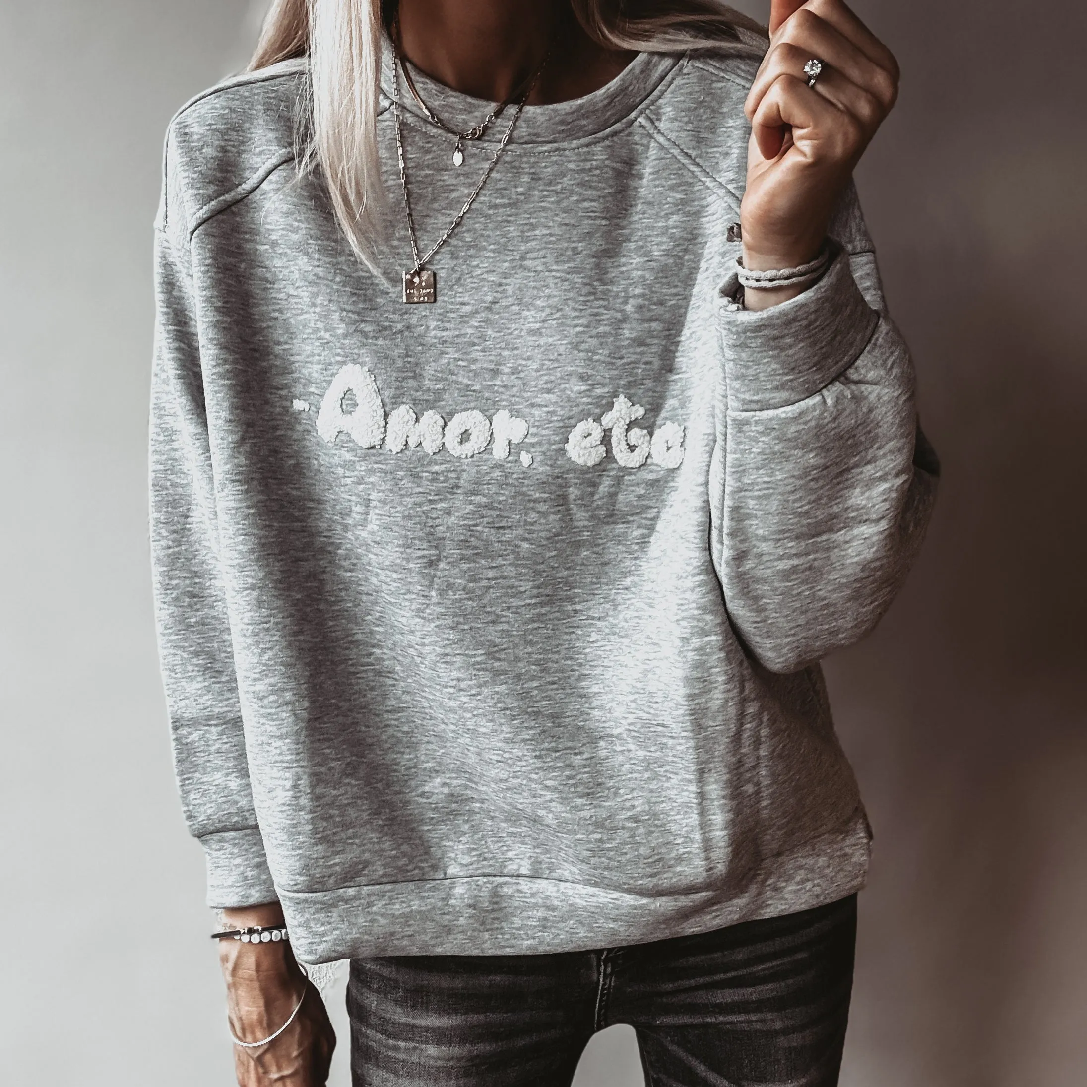 AMOR ETC grey sweatshirt *NEW*